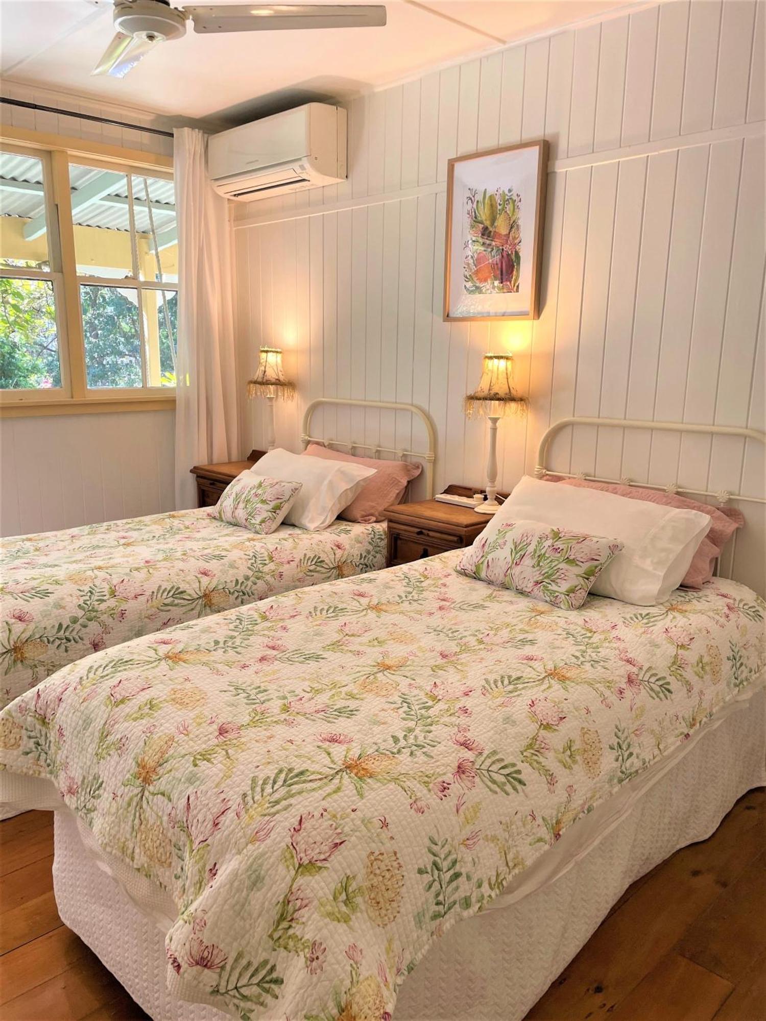 Bed & Breakfast Noosa Hinterland Escape Black Mountain