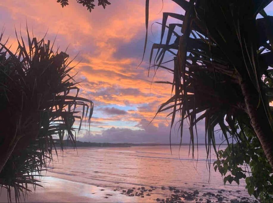 Large Gem - Off Gympie Terrace Apartment