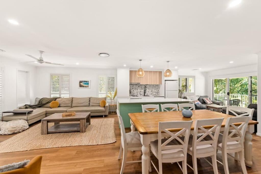 Large Gem - Off Gympie Terrace * Noosaville