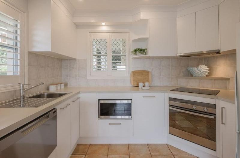 Yaringa - Ocean View, Walk To Apartamento Noosa Heads
