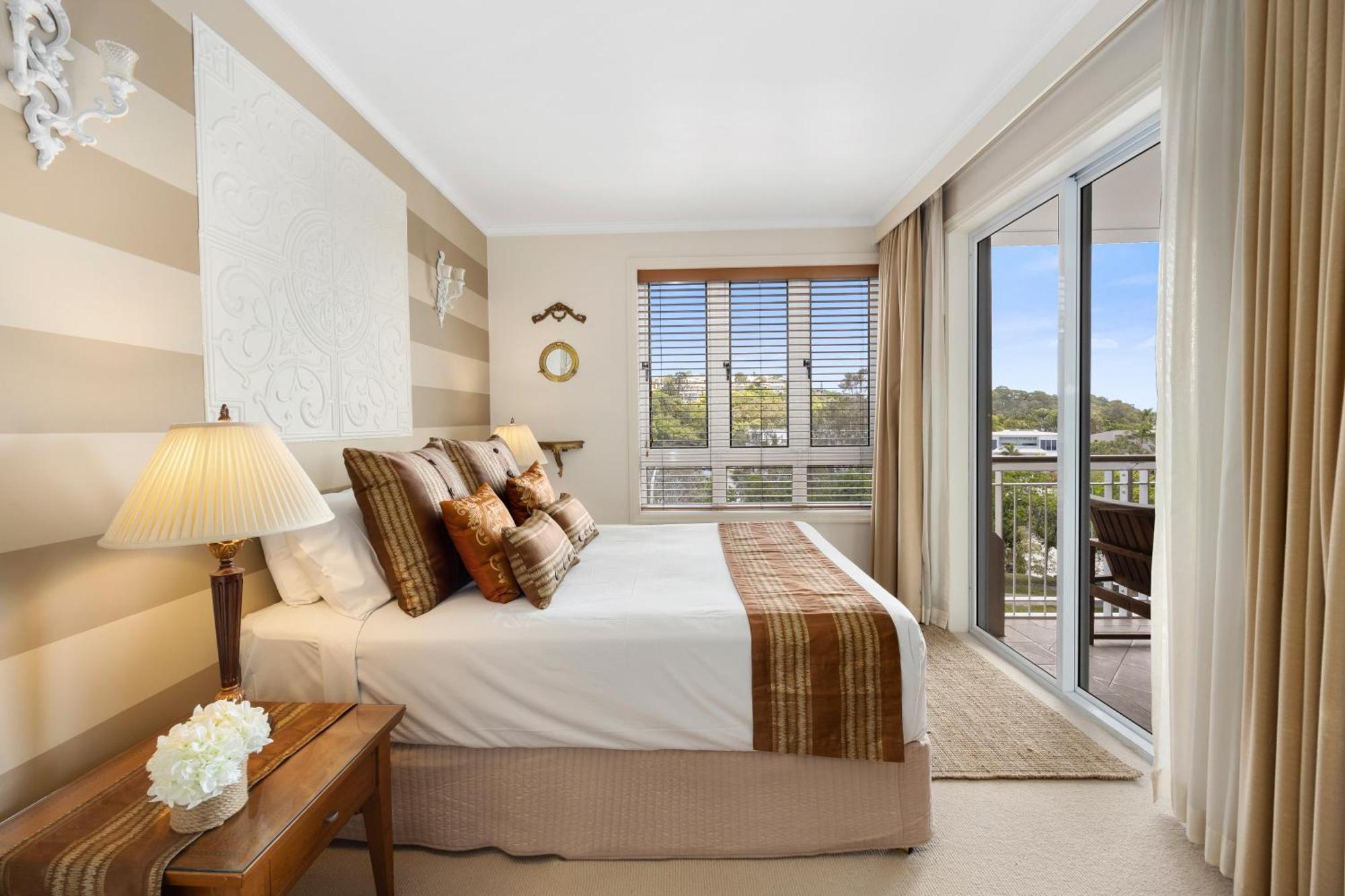 Laguna 432 Charming Baroque Escape * Noosa Heads