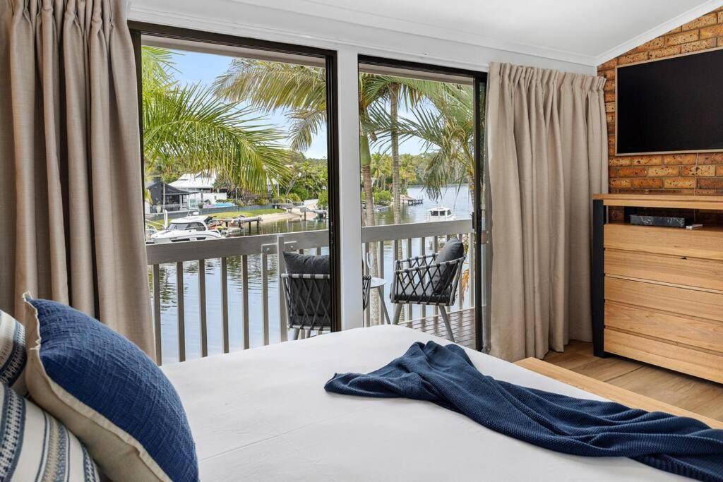 Apartment Jalynca, Waterfront Escape Noosa Heads