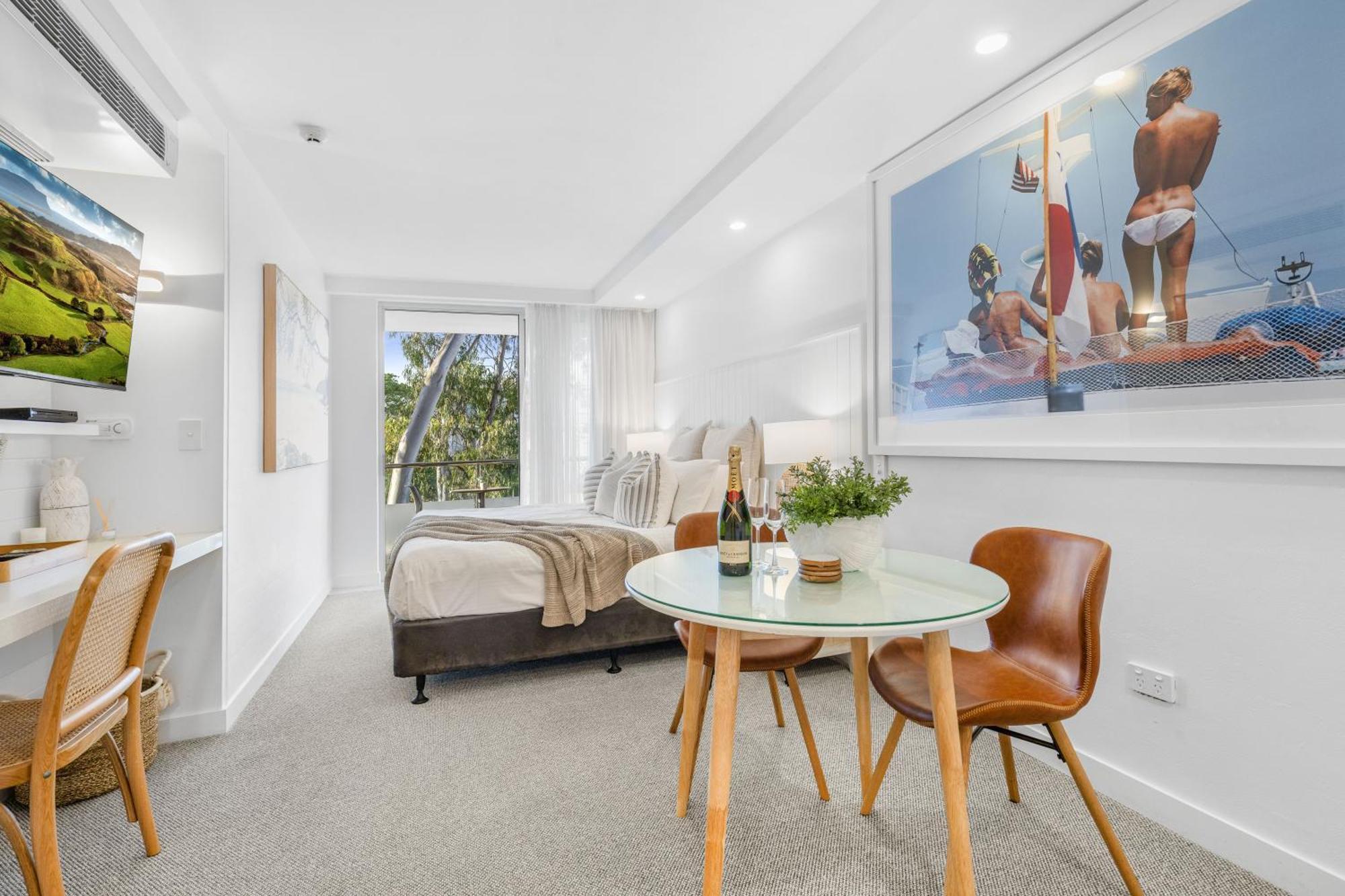 #2 Hastings Street Aparthotel 4*