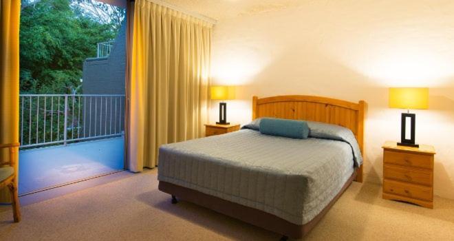 Andari Aparthotel
