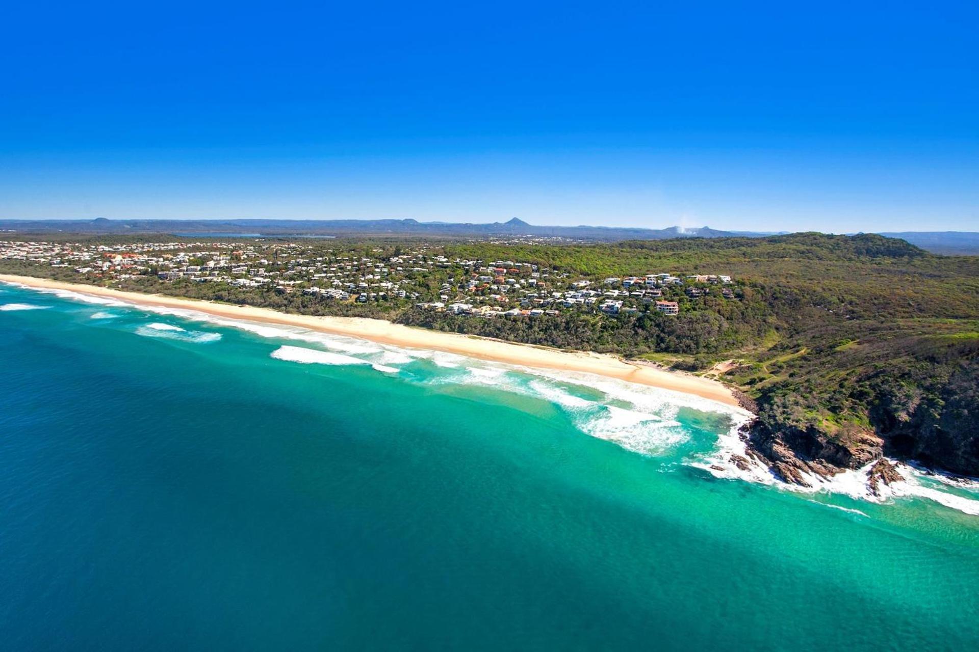 Apartment 4 Domani Large Townhouse With Ocean Views Sunshine Beach