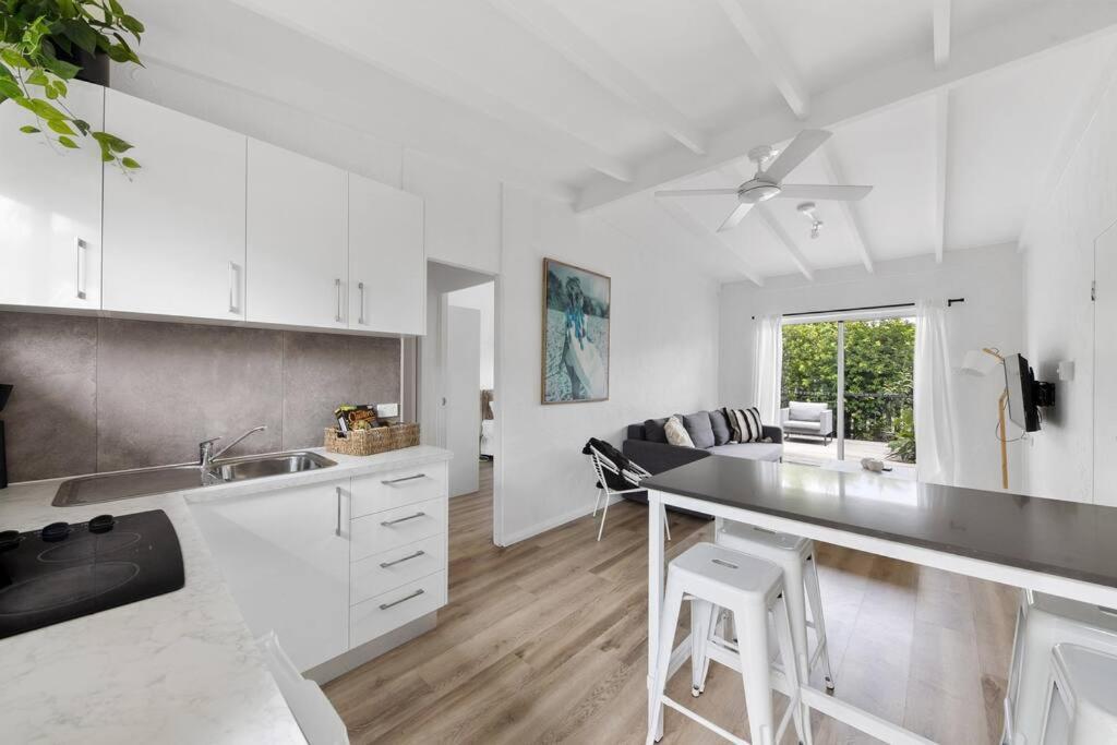 In S'shine Beach,private Courtyard Apartment *