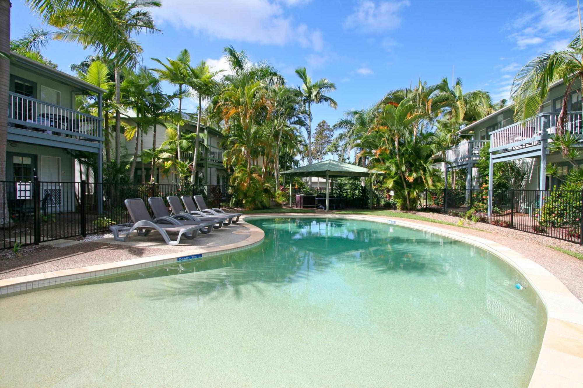 Coral Noosa Noosaville