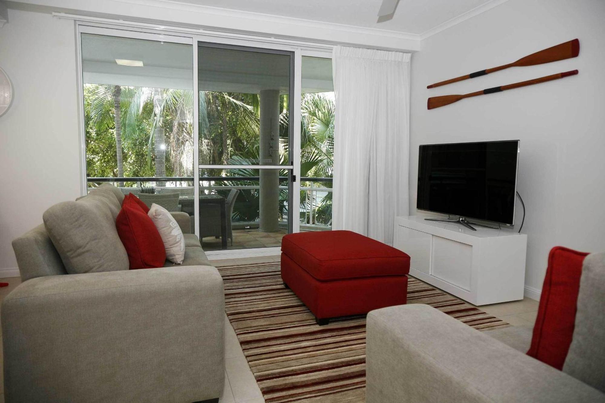 Emerald Aparthotel 4*
