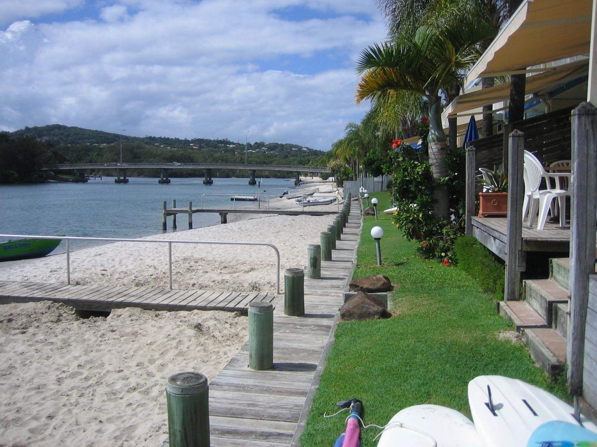 Skippers Cove Waterfront Aparthotel 4*