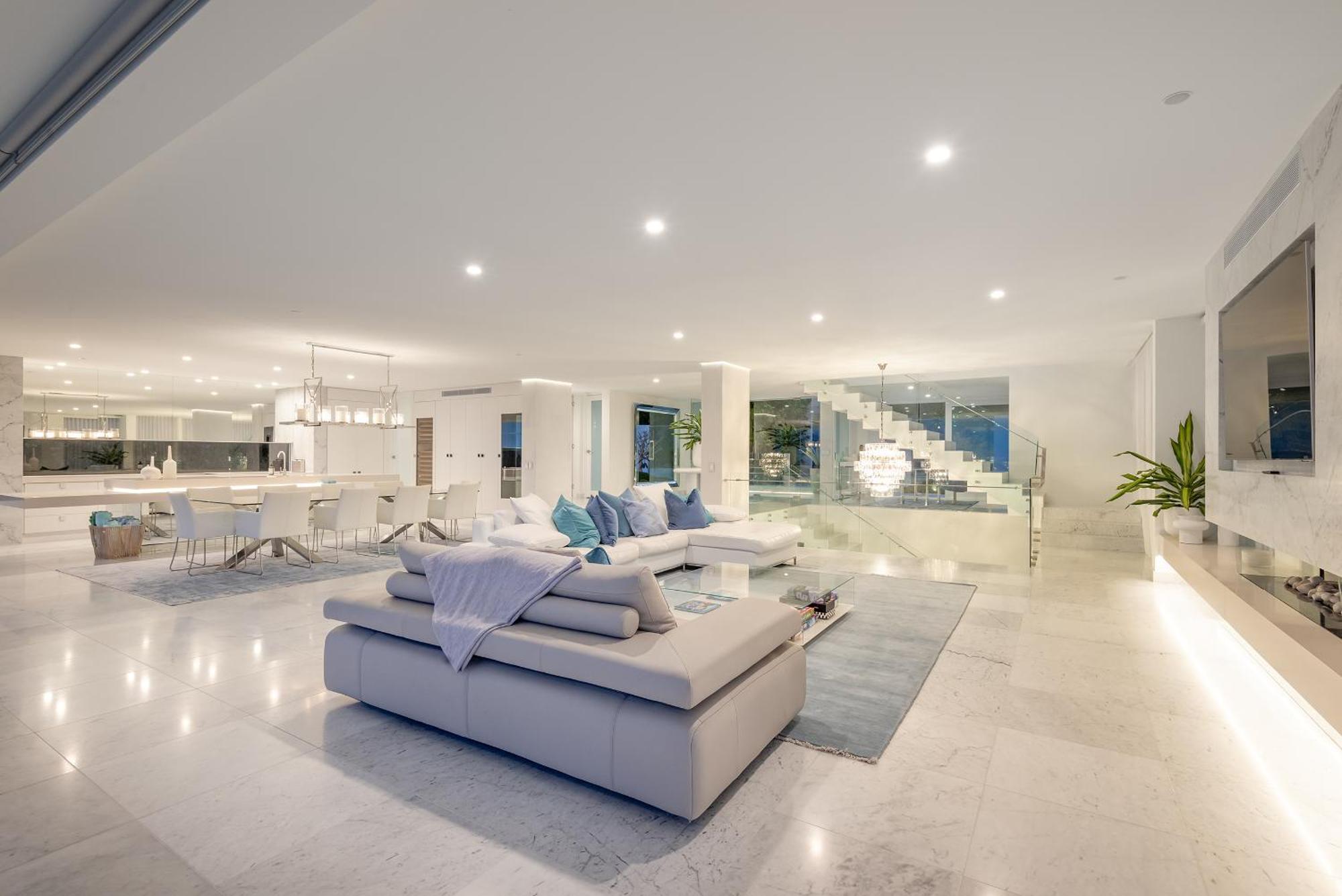 Azure Holiday home *
