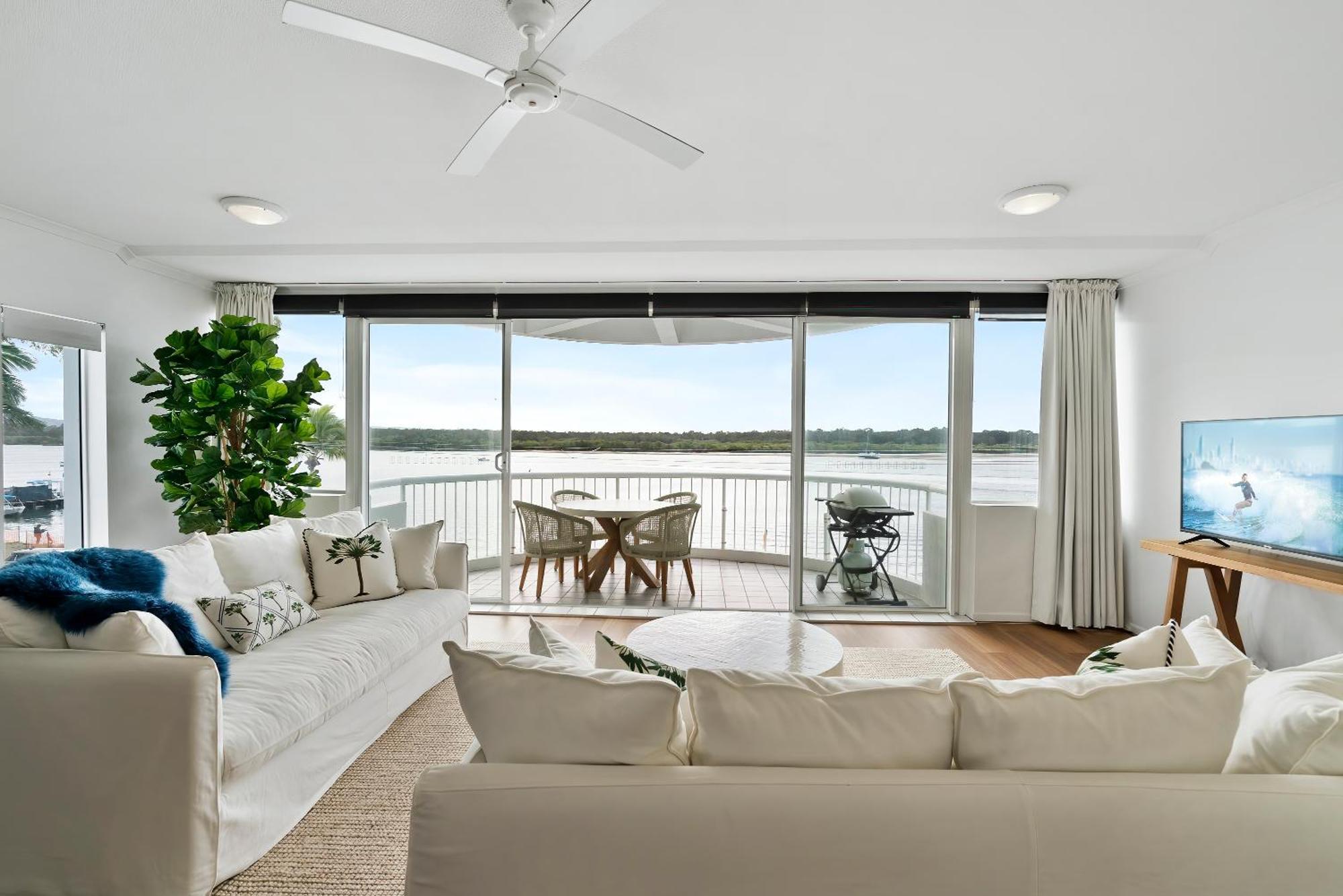 Howard St Panoramic River And Ocean Views - Penthouse -rooftop Apartment