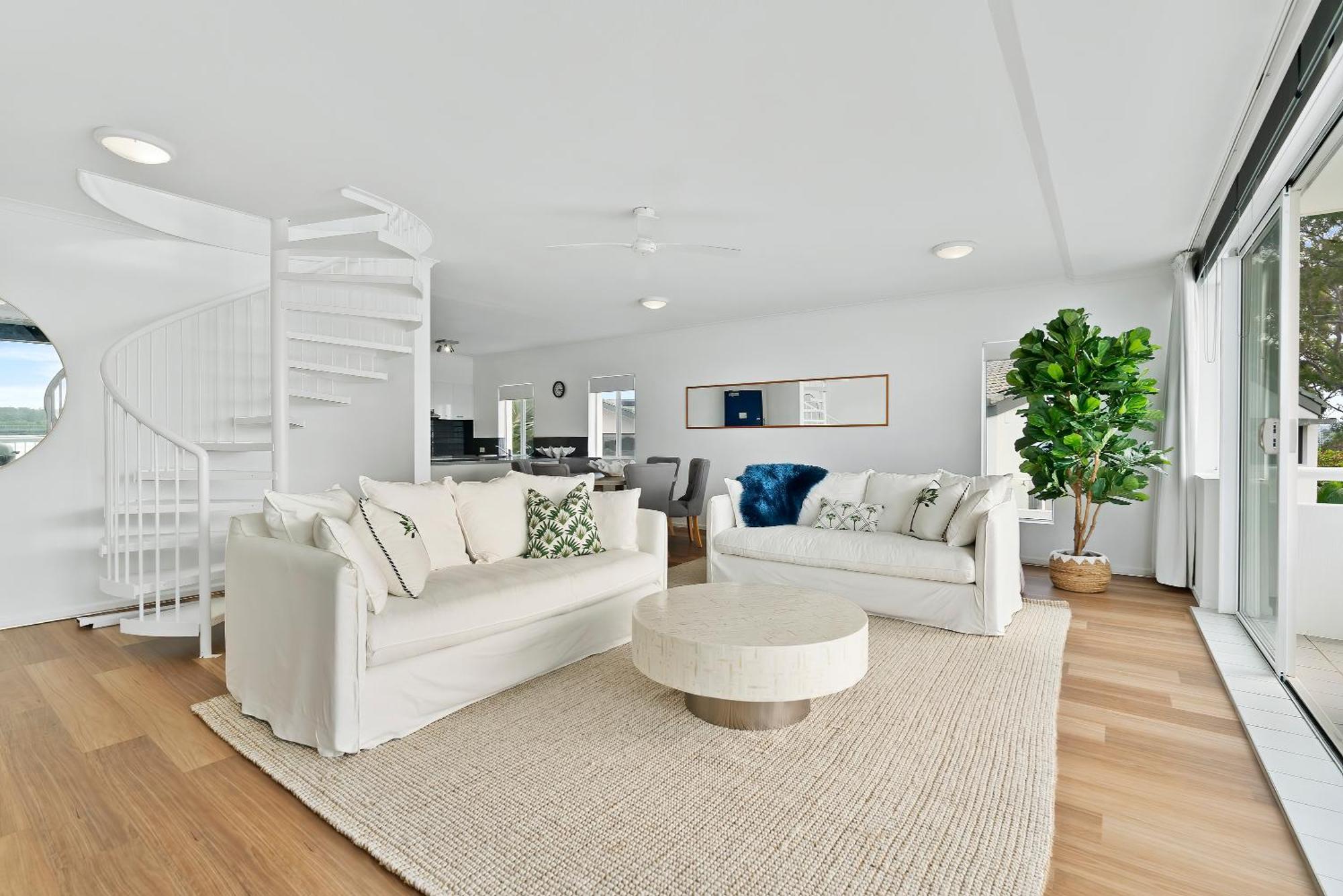 Apartment Howard St Panoramic River And Ocean Views - Penthouse -rooftop Noosaville