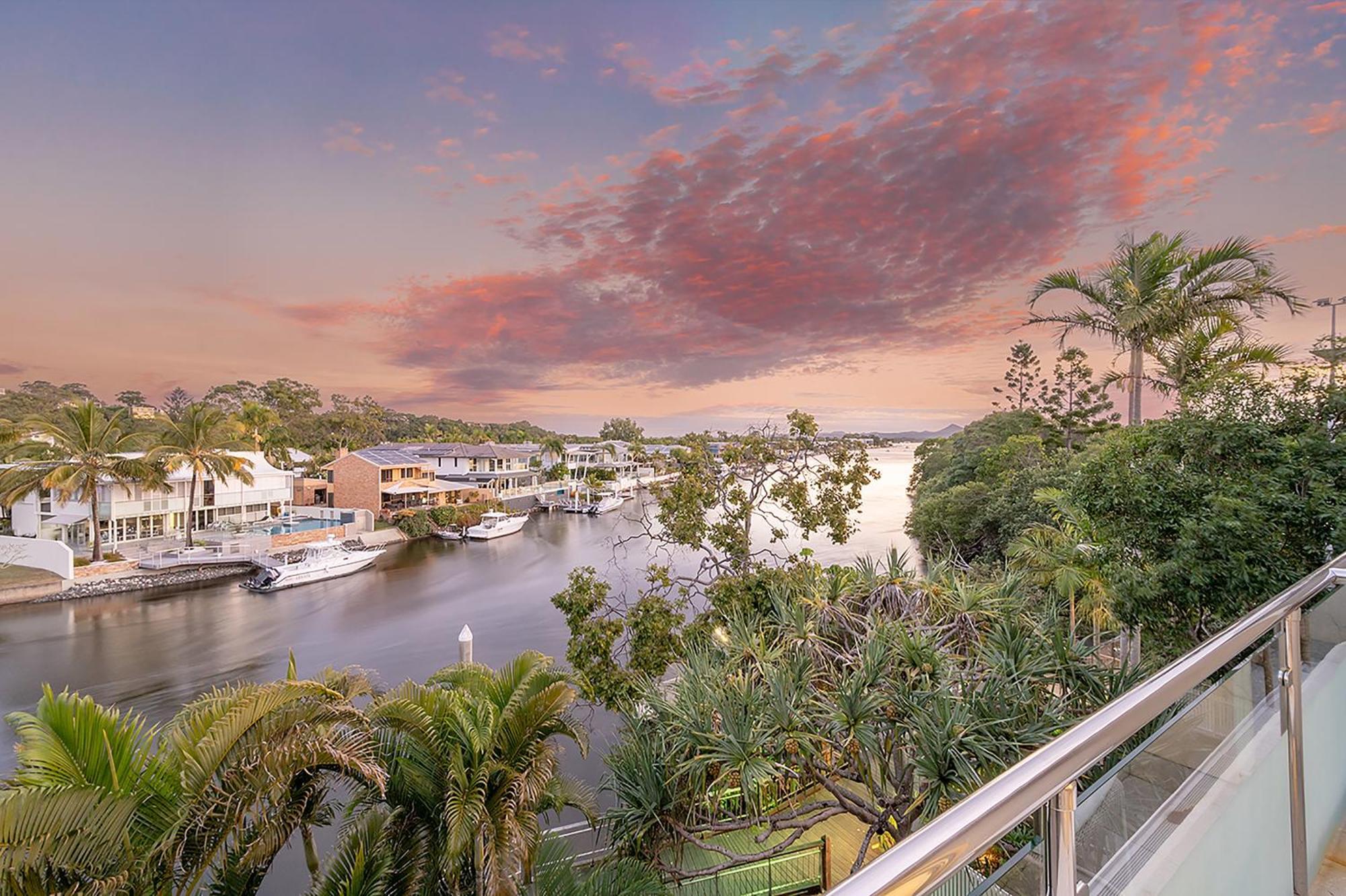 #2 Hastings Street 4* Noosa Heads