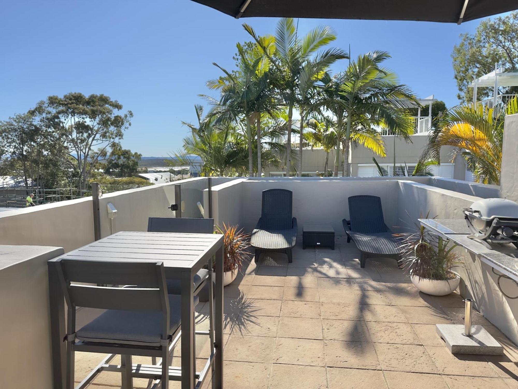 Oasis Rooftop * Noosa Heads