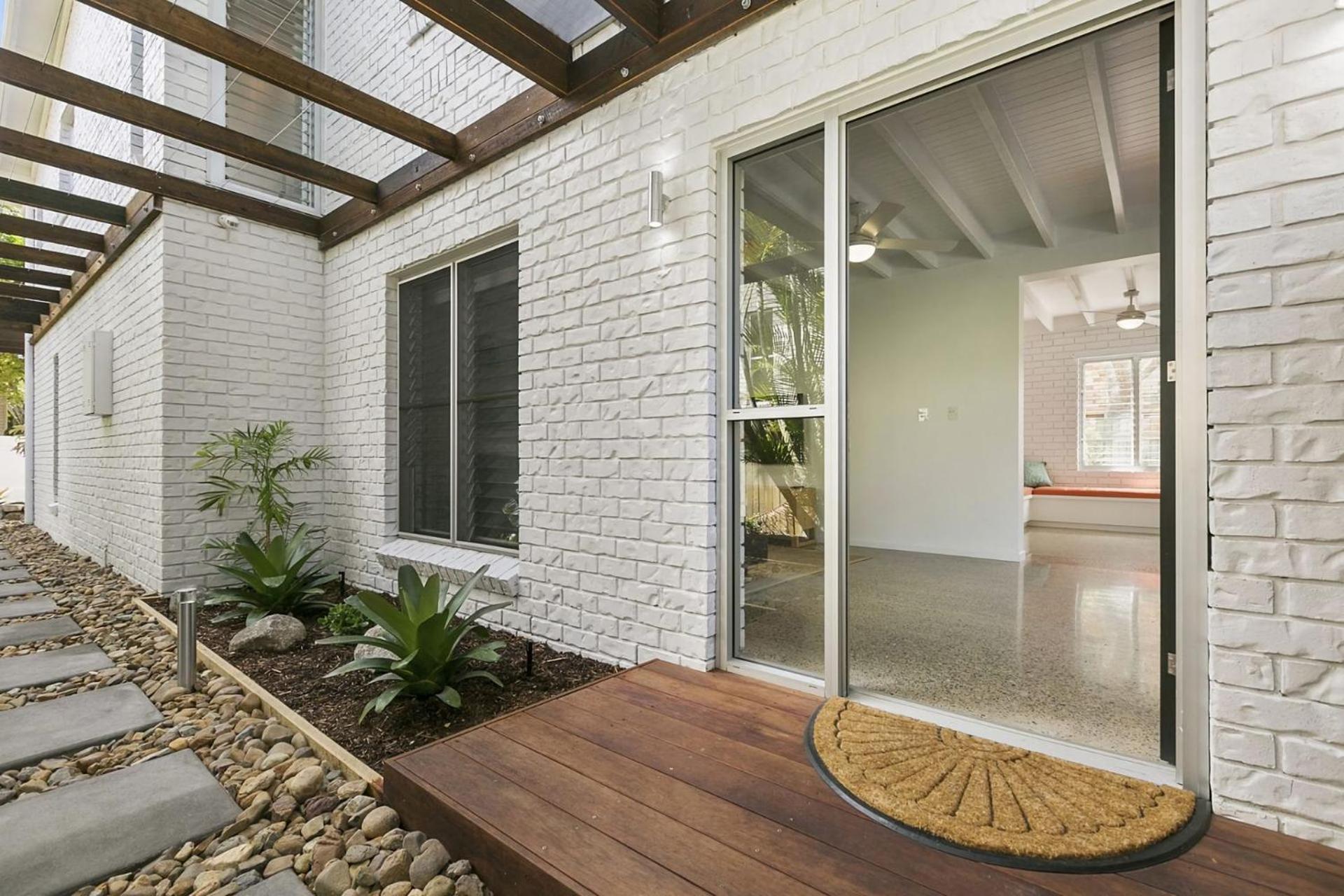 Elanda St Luxurious Beachside Living Sunshine Beach