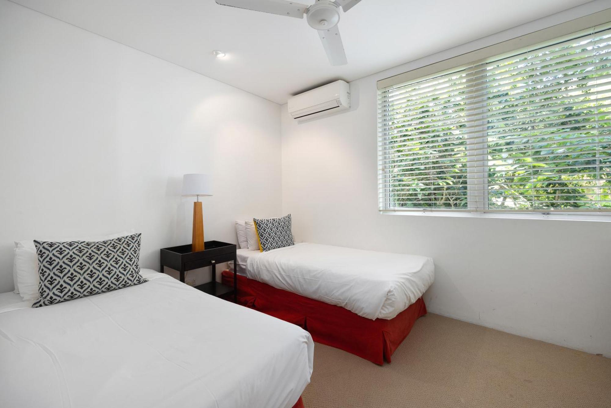 Kareka, Little Cove Serenity With Pool Holiday home *