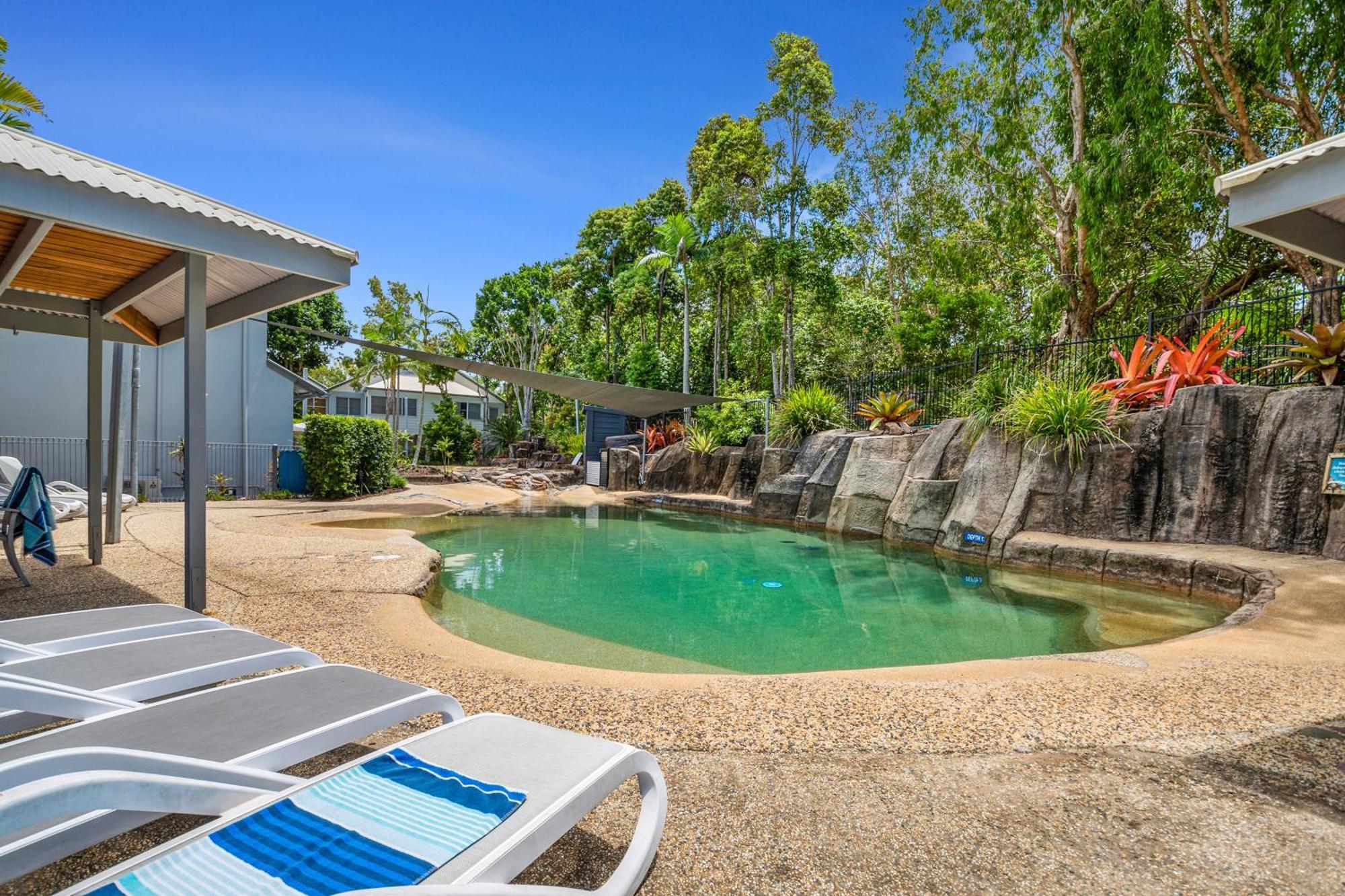 Resort Noosa Entrance Waterfront