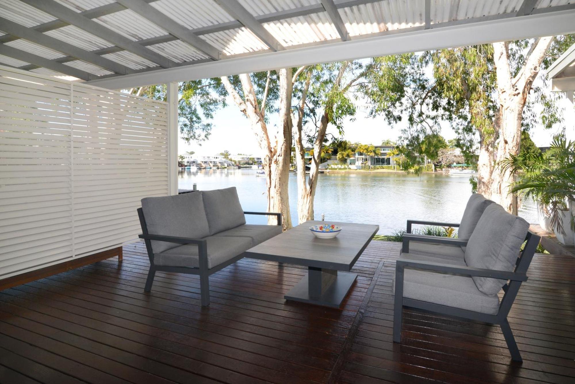 Resort Noosa Entrance Waterfront 4*