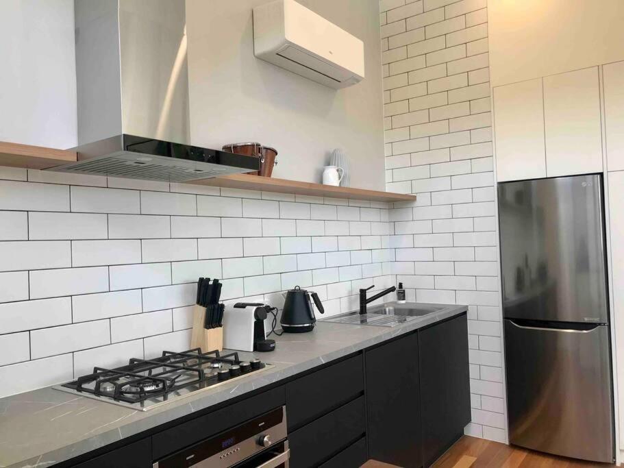 Apartment The Loft - Private, Close To Everything! Noosa Heads