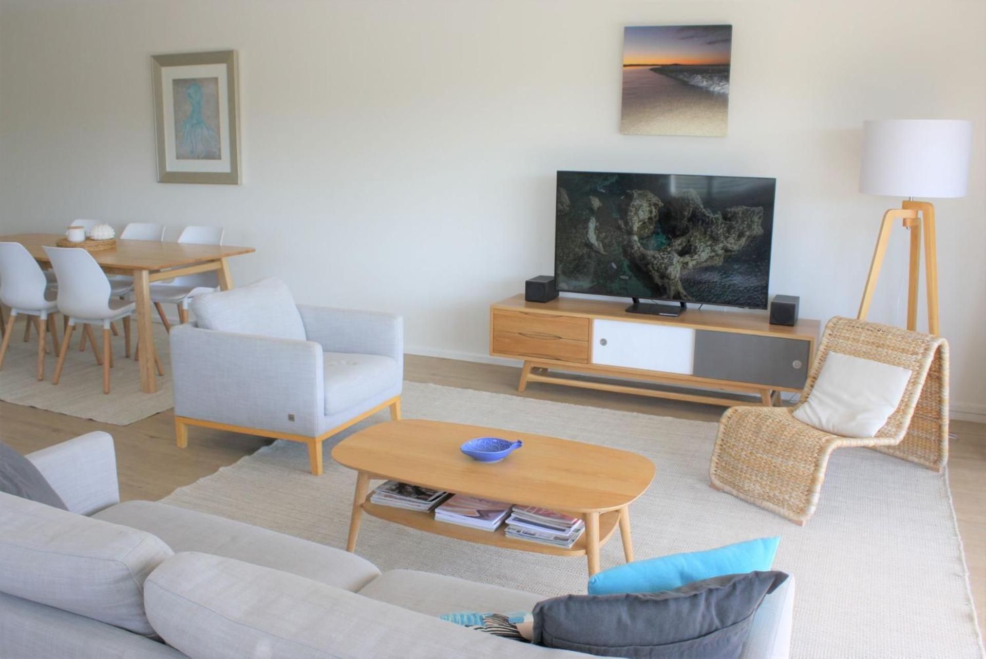 Rivershores Apartment
