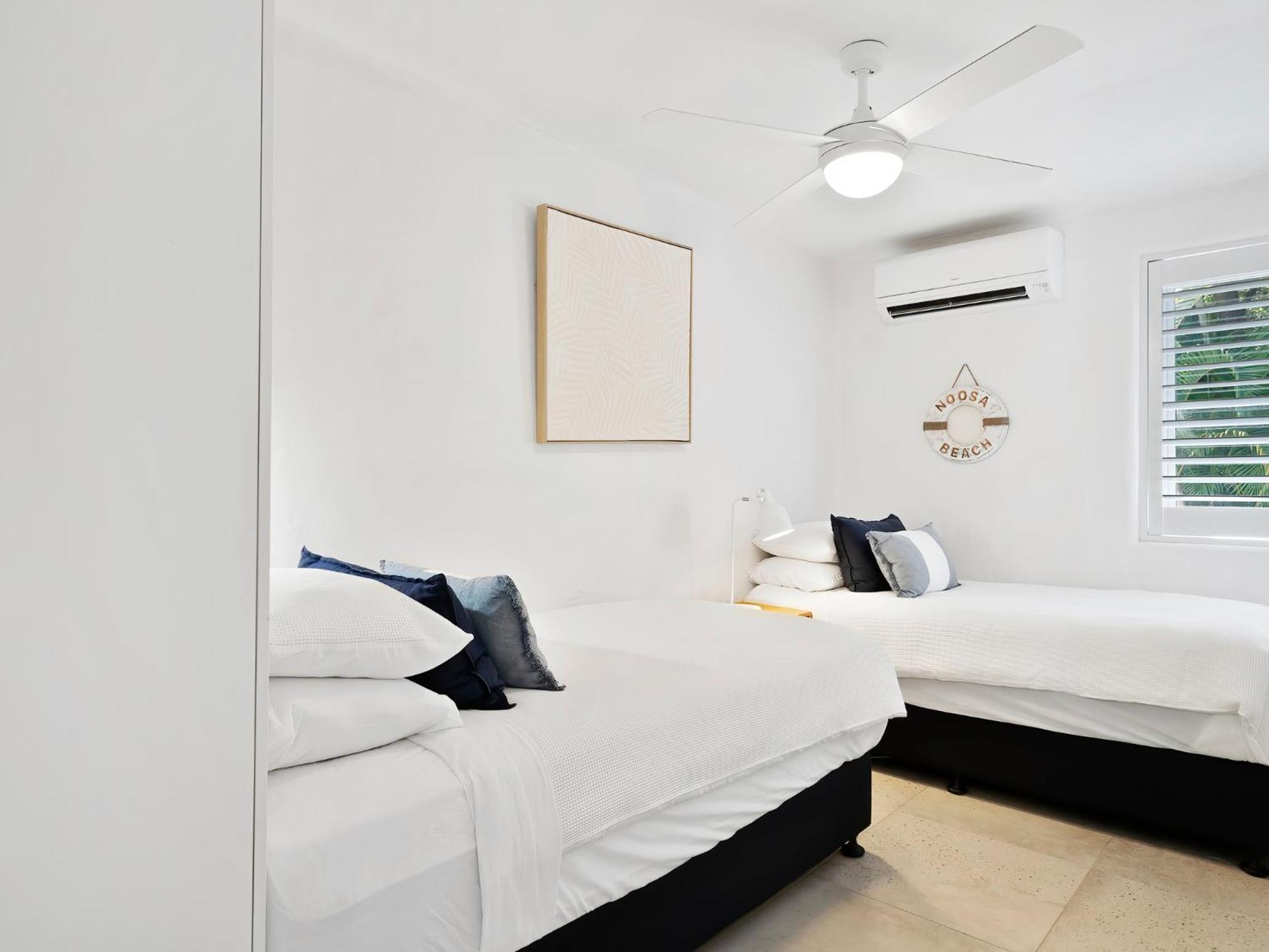 Views 4 Drive 33 Stylish Coastal Retreat Apartment