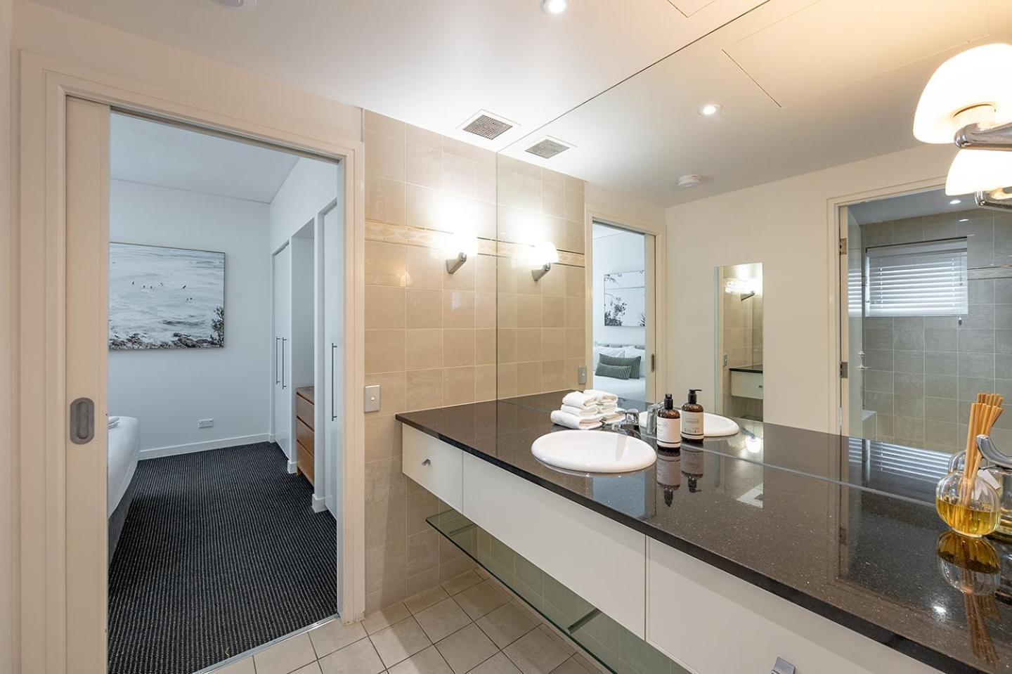 Opulent Beach Escape * Noosa Heads