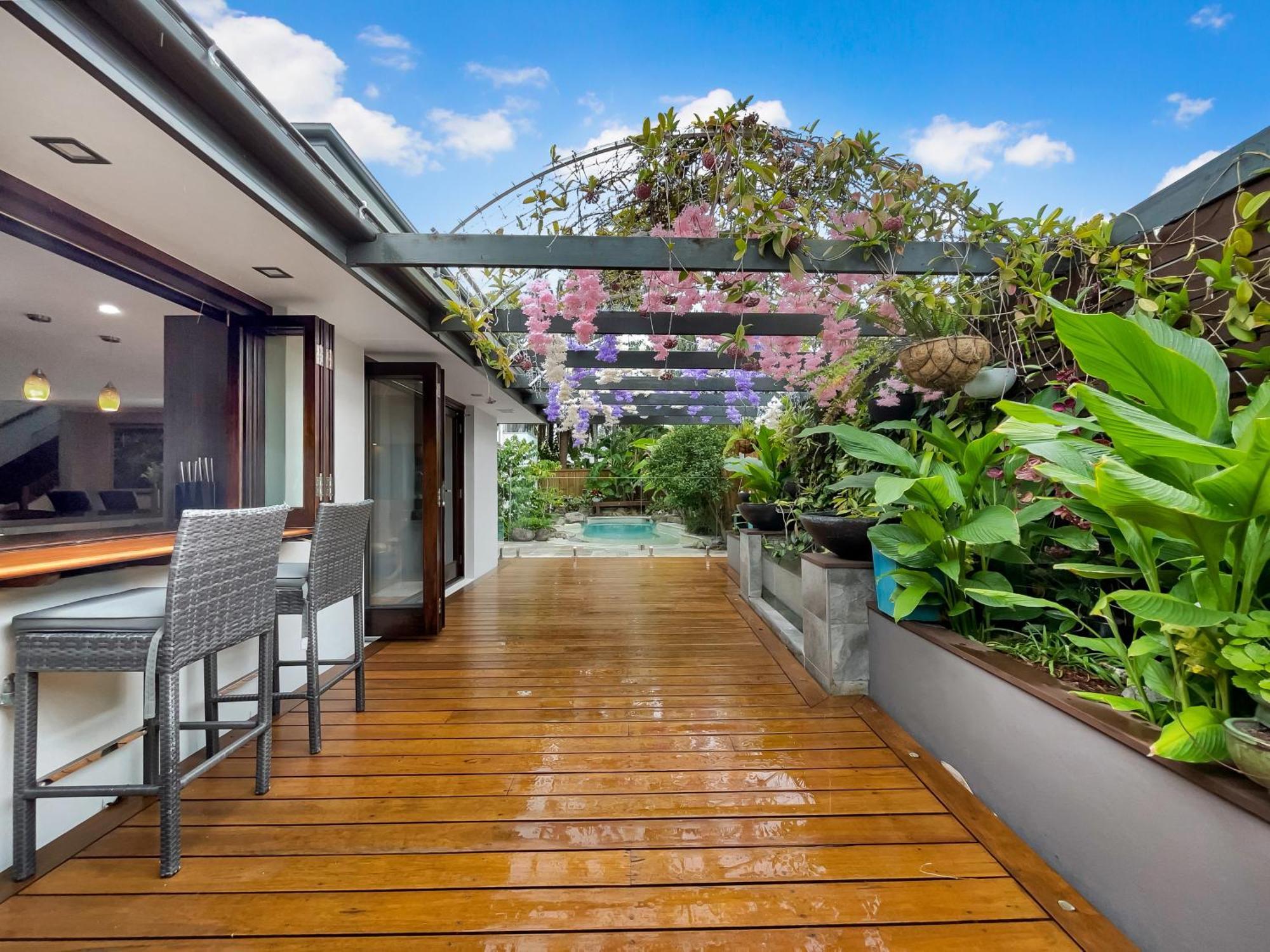 Tranquil Oasis, Magnesium Pool, Putting & Kayaking Noosa Heads