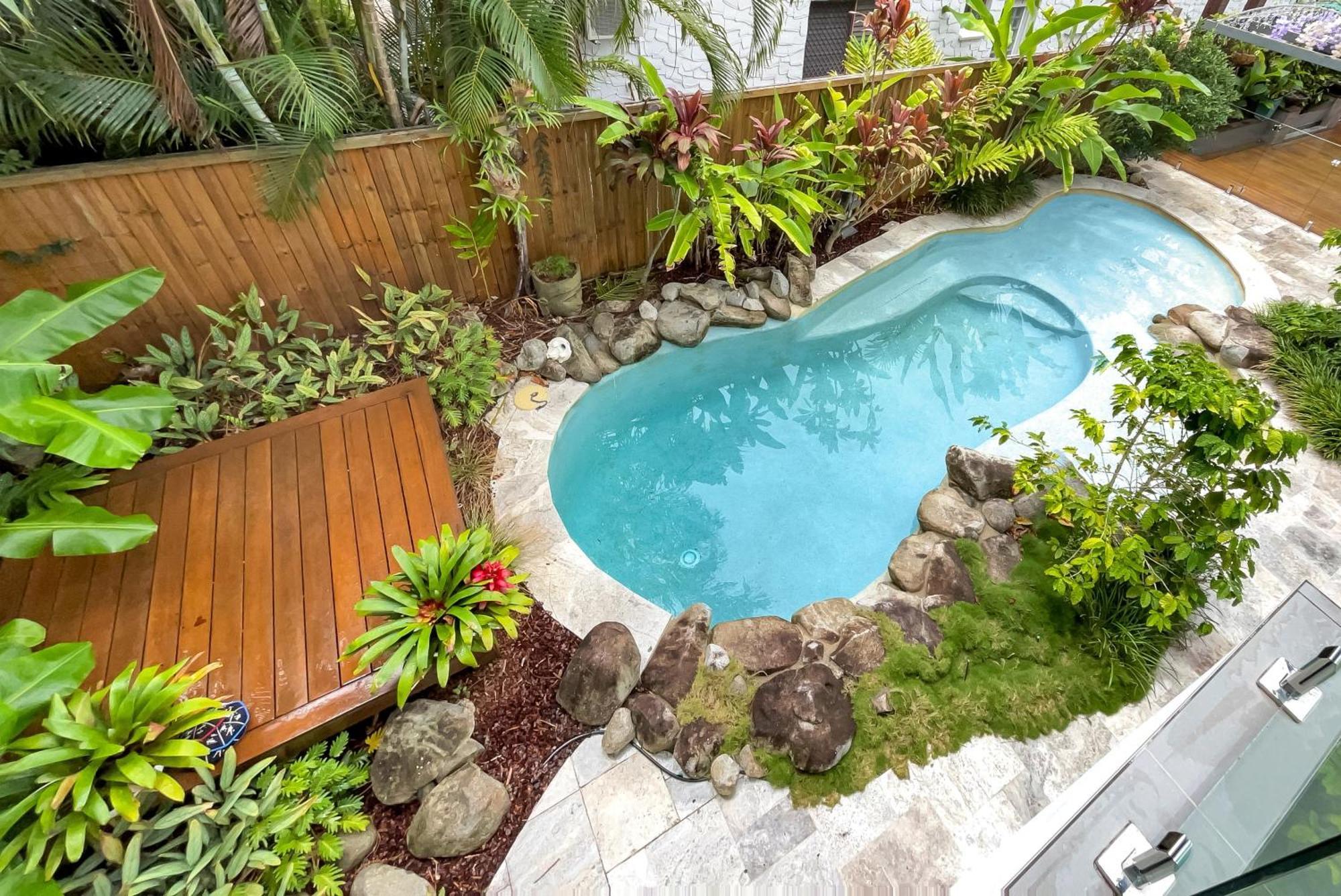 Tranquil Oasis, Magnesium Pool, Putting & Kayaking