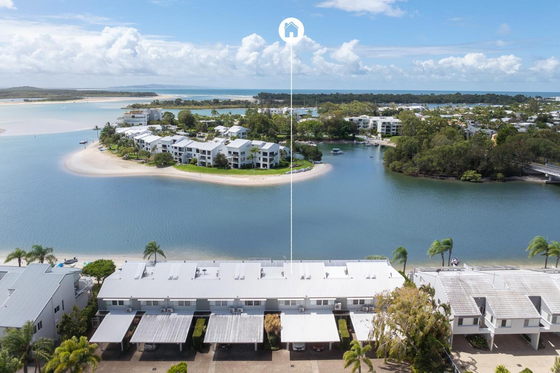 Driftwood 6 Private Beach Stay