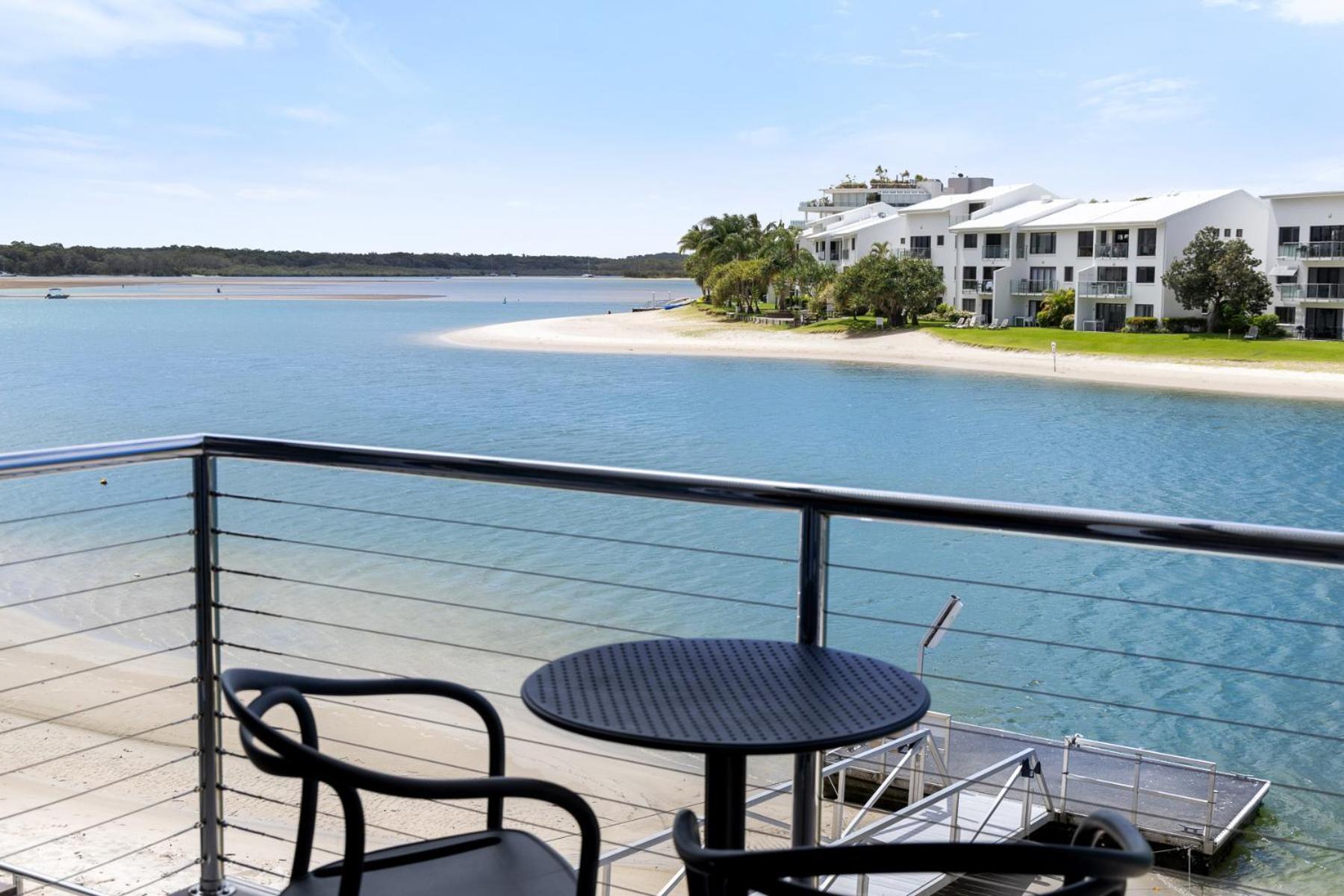 Driftwood 6 Private Beach Stay Holiday home Noosaville