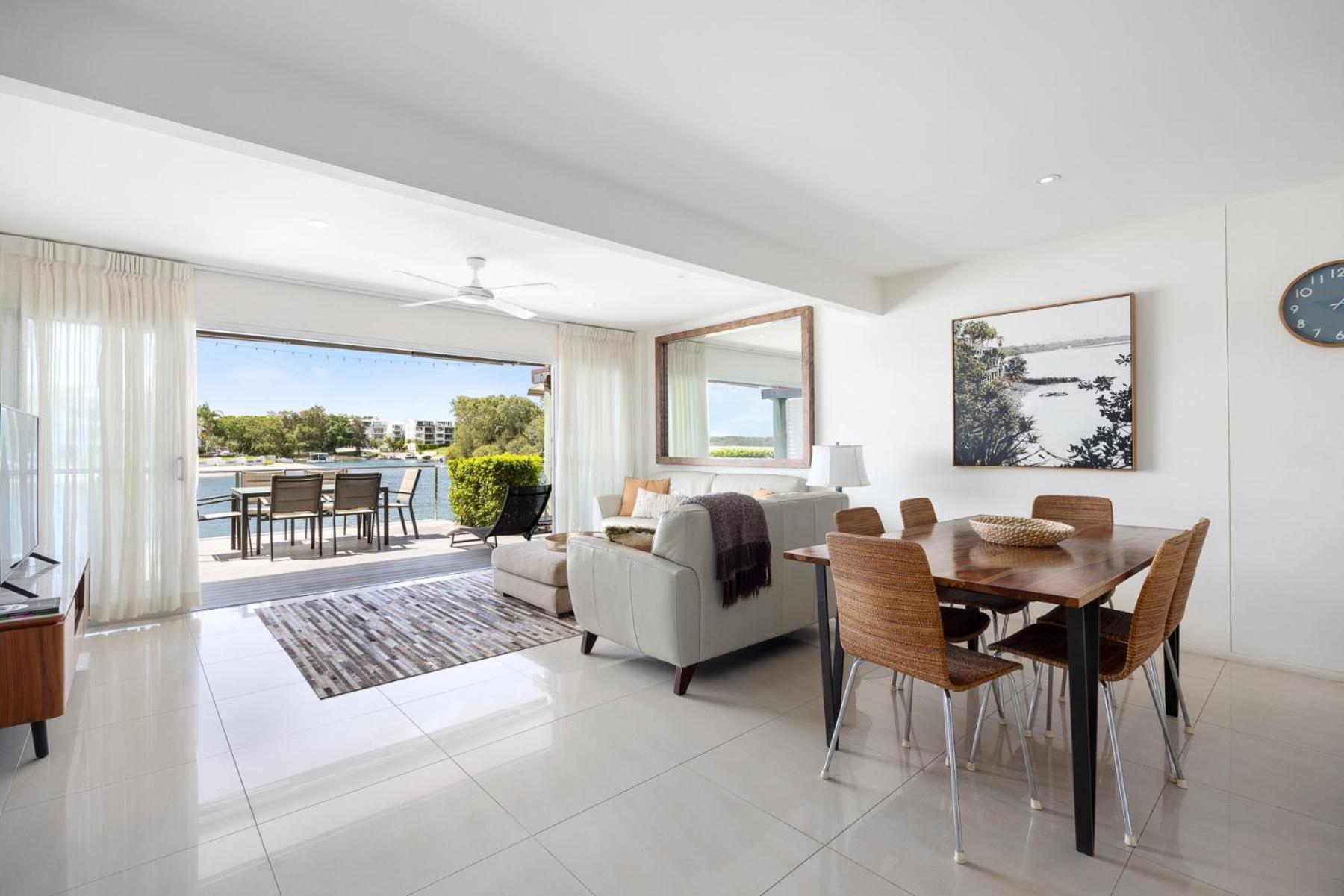 Driftwood 6 Private Beach Stay Holiday home Noosaville