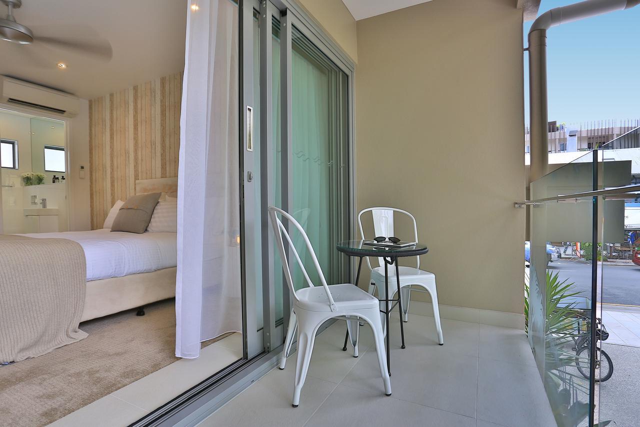 10 Hastings Street 4*