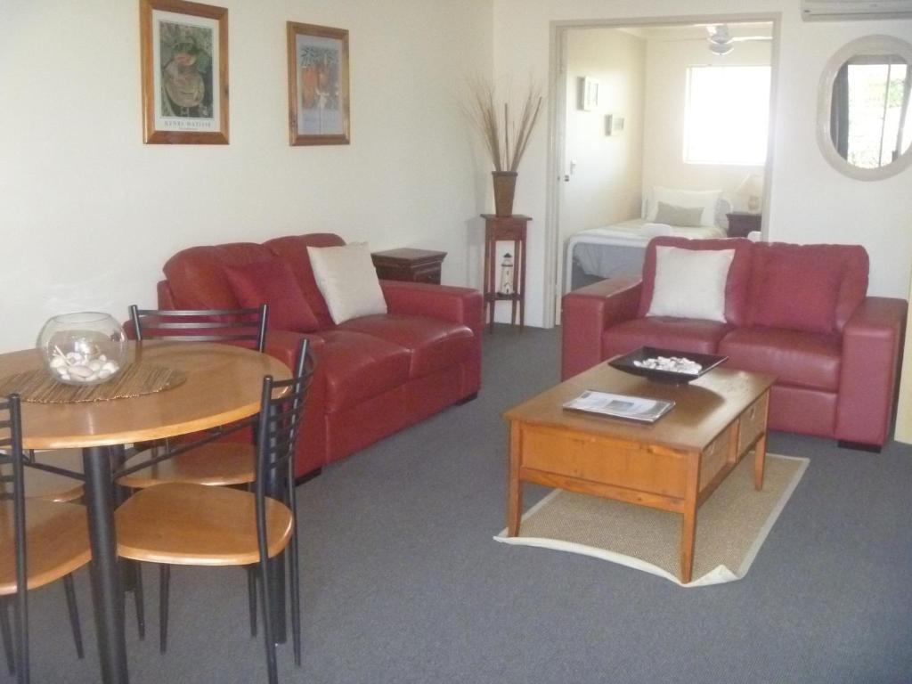 Weyba Gardens Resort 3*