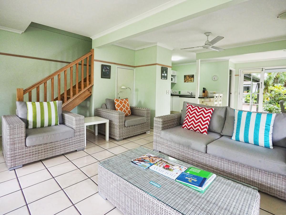 Coral Noosa 3*