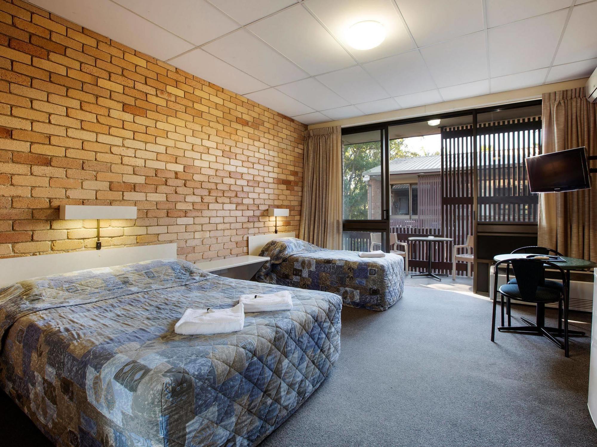 Hotel Noosa Noosaville