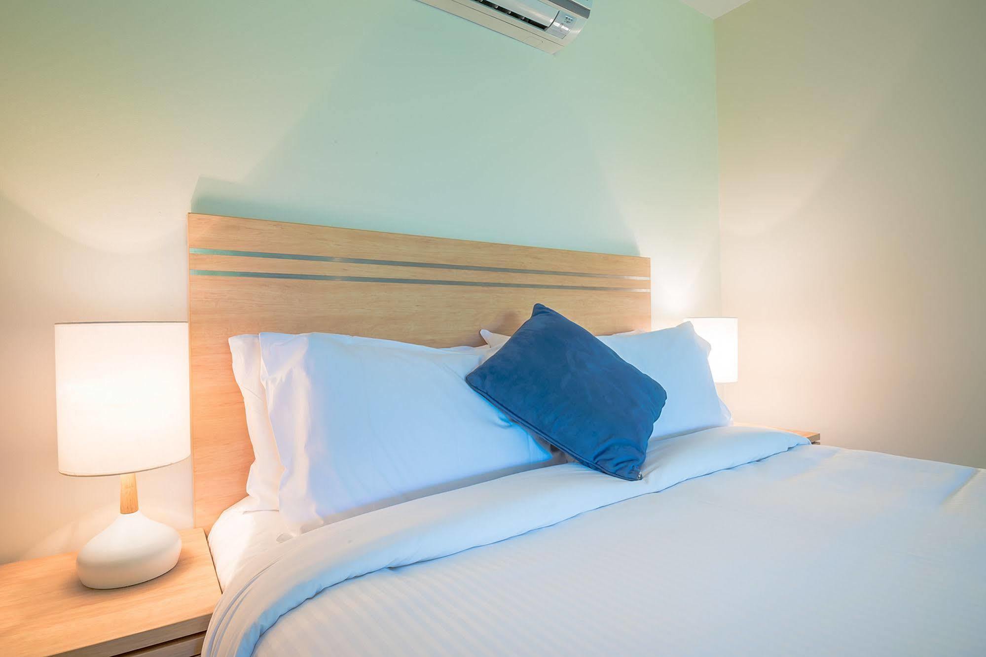 At The Sound Noosa Aparthotel 4*