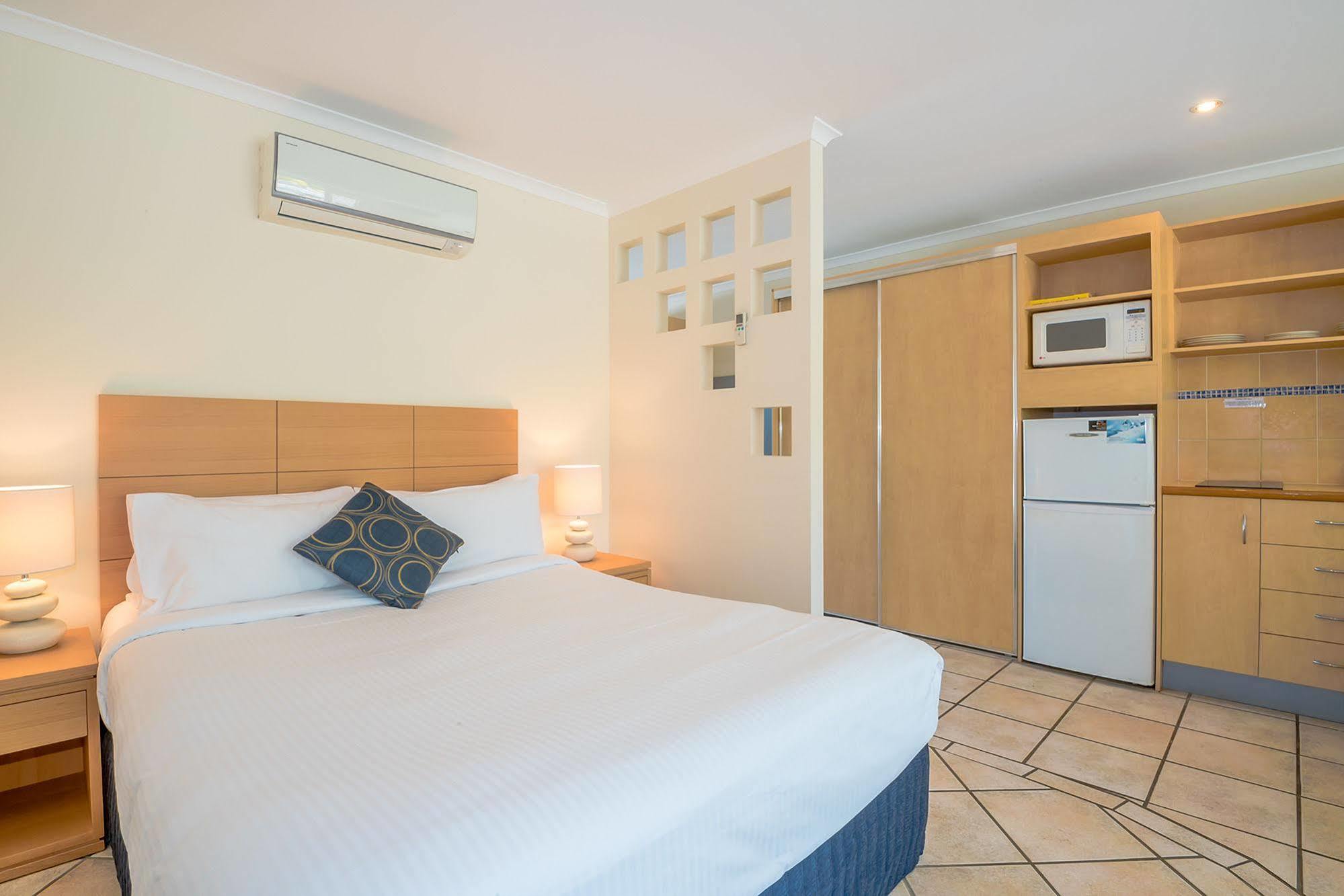At The Sound Noosa Aparthotel 4*
