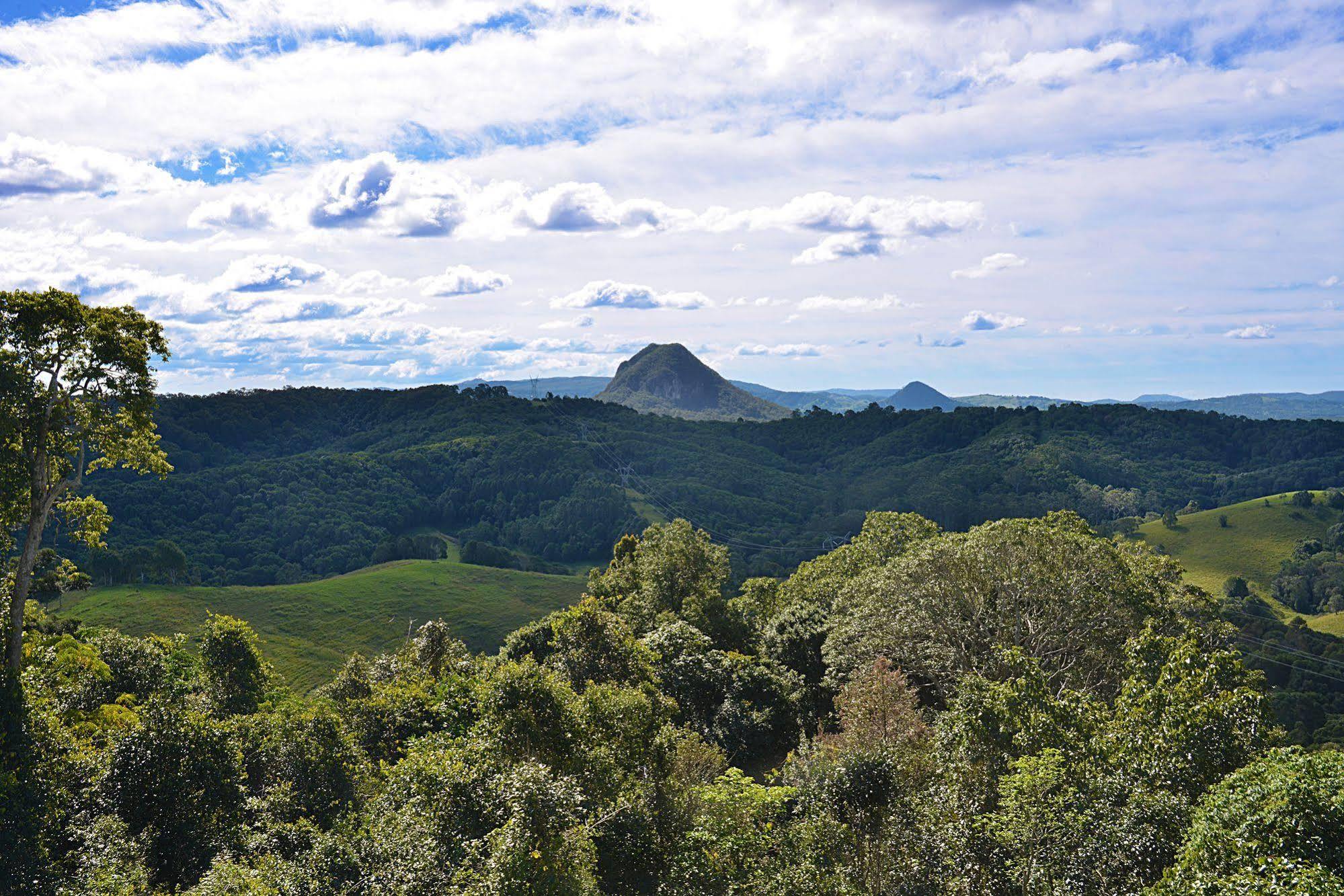 Cooroy Country Cottages Lodge