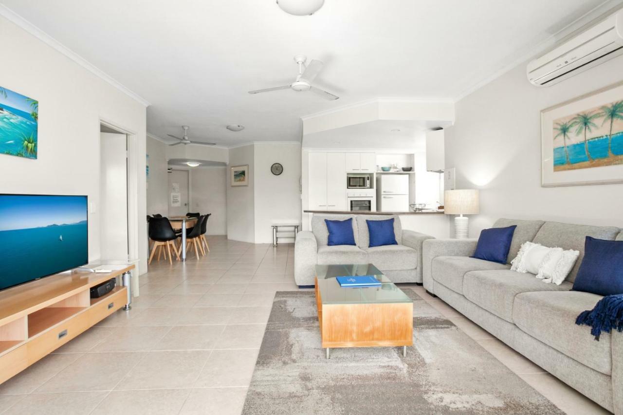 Noosa Riviera 4*
