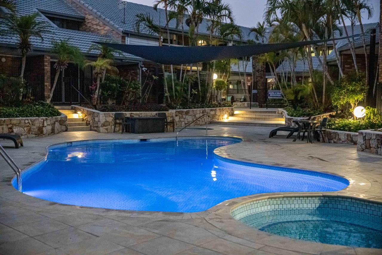 Glen Eden 4*