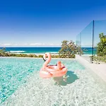 Castaways Beach Escape