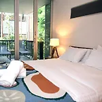 Private Retreat In The Heart Of Noosa