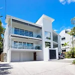 Vue Apartment 1 Edgar Bennett Avenue 28