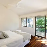 Little Cove Townhouse 2 Pandanus Street 14