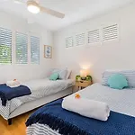 Belmondos Unit 4 Noosa Parade 81