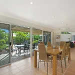 44 Cooran Court