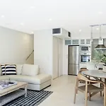 Little Cove Court - Apt 4