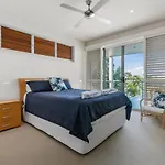 Elouera 2 Private Duplex With Views And Pool