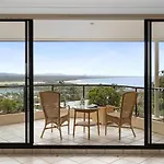 Penthouse With Incredible Views & Pool