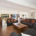 15 Mossman Court Noosa Sound
